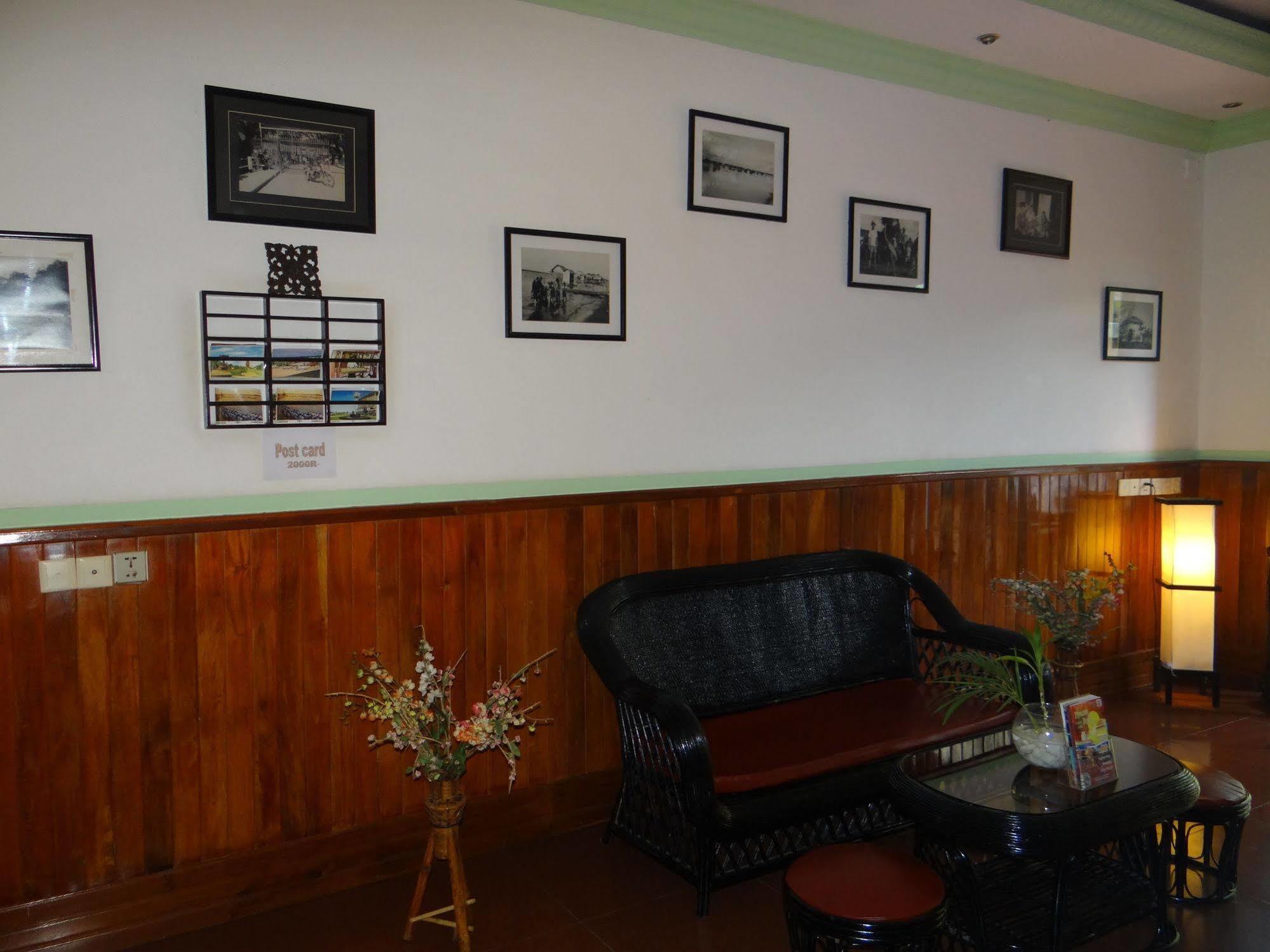 Alibi Guesthouse Phnom Penh Exterior photo